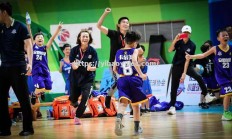 壹号娱乐-国内篮球赛事积聚热情，球员展现技艺轮番上阵！